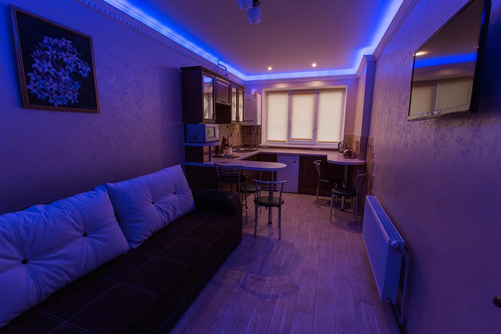 Modern Apartment On Akademika Sakharova 27A Ivano-Frankivsk Luaran gambar