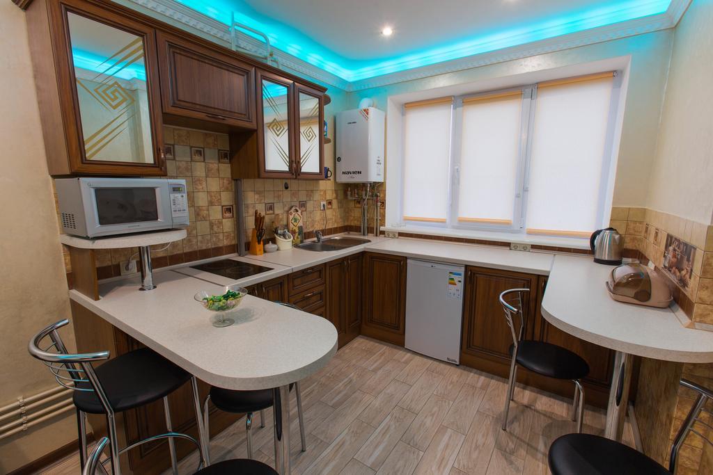 Modern Apartment On Akademika Sakharova 27A Ivano-Frankivsk Luaran gambar