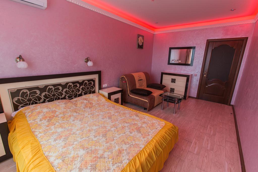 Modern Apartment On Akademika Sakharova 27A Ivano-Frankivsk Luaran gambar